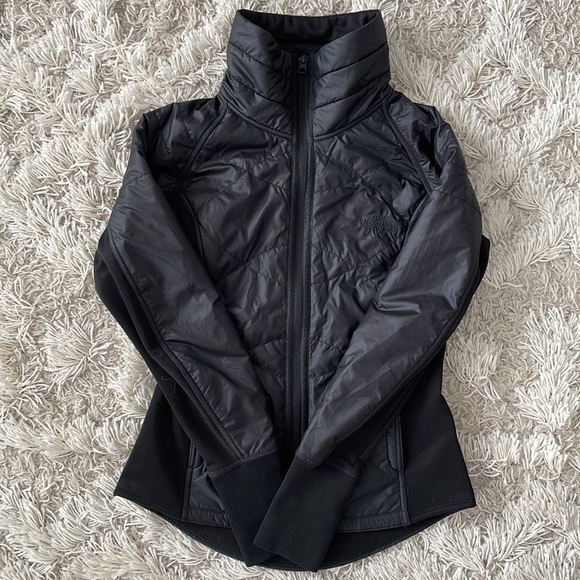 Women's North Face Jacket Size SM - Picture 6 of 6